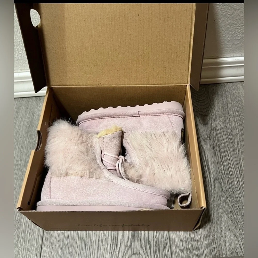 BEARPAW Pink Suede & Sheepskin Sophie Toddler Boots Size 9